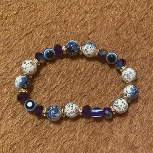 3/$10 Blue evil eye bracelet ( Glass )
